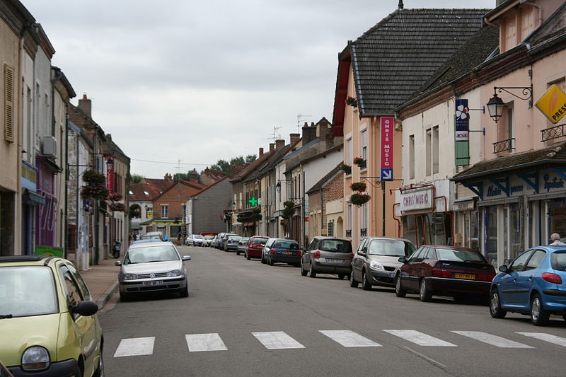 800px Pierre de Bresse Hauptstrasse